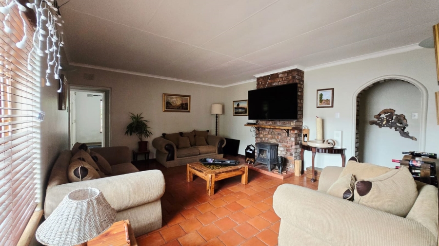 6 Bedroom Property for Sale in The Village Western Cape